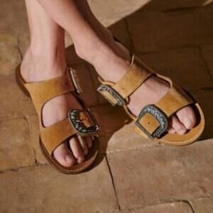 Sezane Jade Low Mules buckle sandals Sz 41